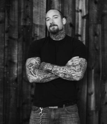  Artist Brandon Garic Notch - Photograph by www.J-Morton.com 