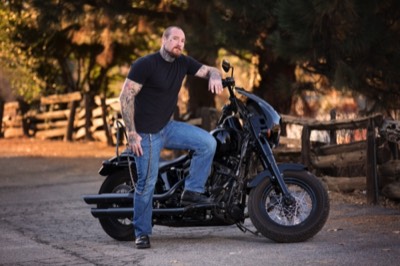  Artist Brandon Garic Notch - Photograph by www.J-Morton.com 