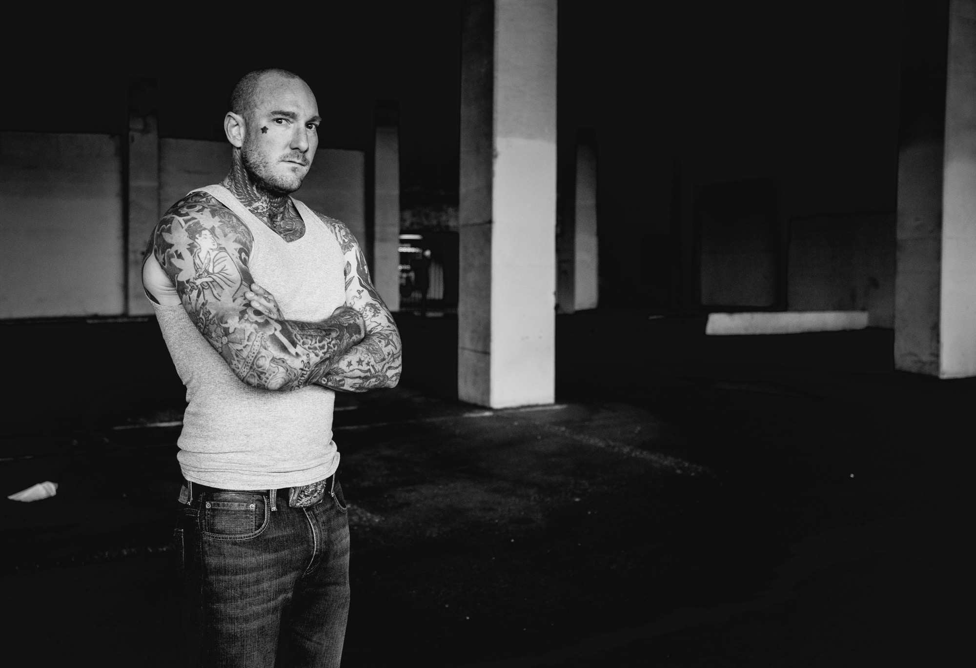  Artist Brandon Garic Notch - Photograph by www.J-Morton.com 