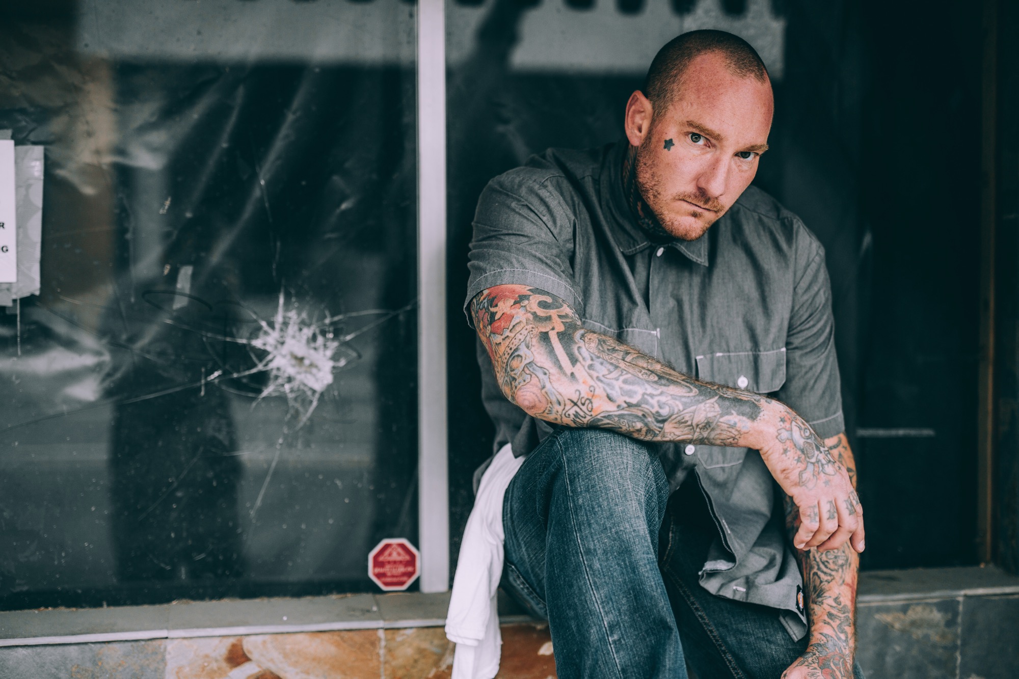  Artist Brandon Garic Notch - Photograph by www.J-Morton.com 